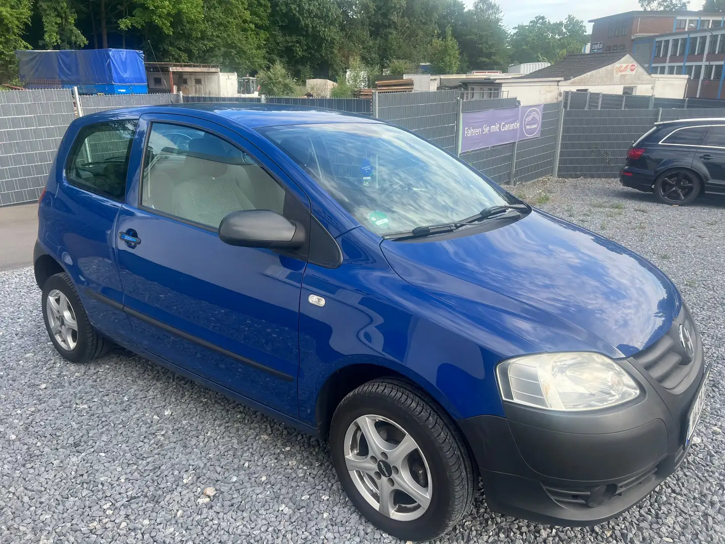 Volkswagen Fox 1.4 TDI Sparsam Optimal für Pendler ! Bleu - 1