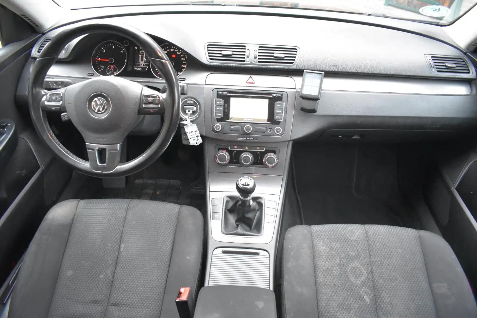Volkswagen Passat Variant 1.6 TDI BlueMotion '10 Navi Cruise Schwarz - 2