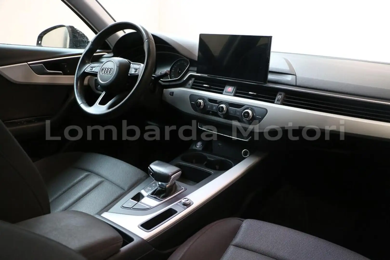 Audi A4 Avant 30 2.0 tdi mhev 136cv s-tronic - 2