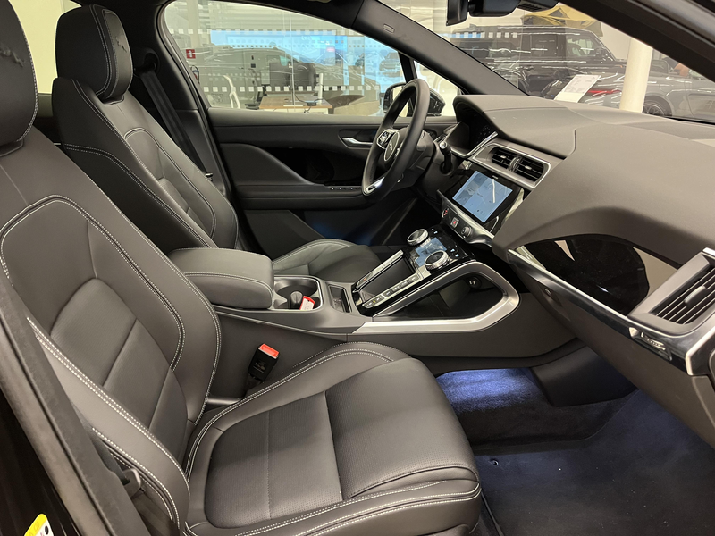 Jaguar I-Pace EV400 Limited Edition — photo 6