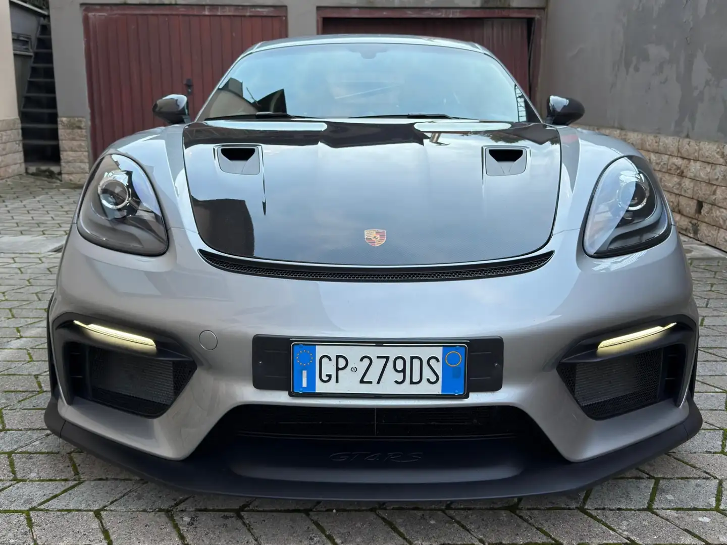 Porsche Cayman GT4 RS Argent - 1
