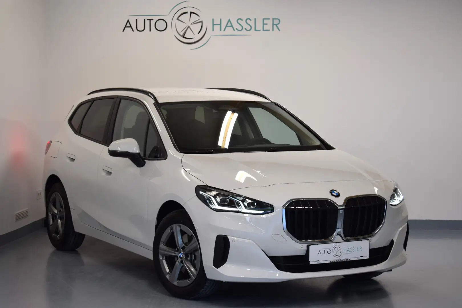 BMW 216 i Active Tourer Bílá - 2