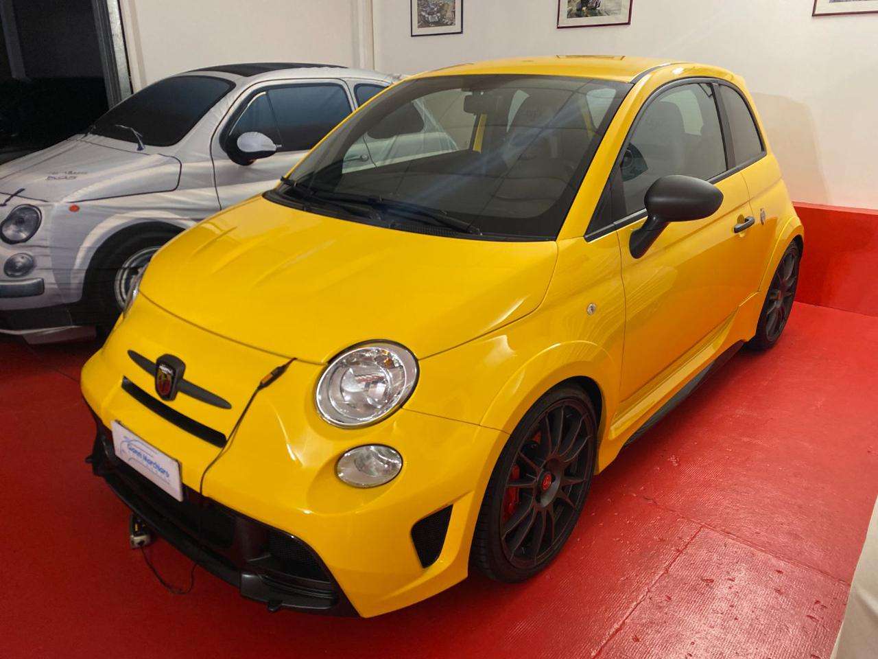 Abarth 695 BIPOSTO RECORD- 1 OF 133-FOR COLLECTORS