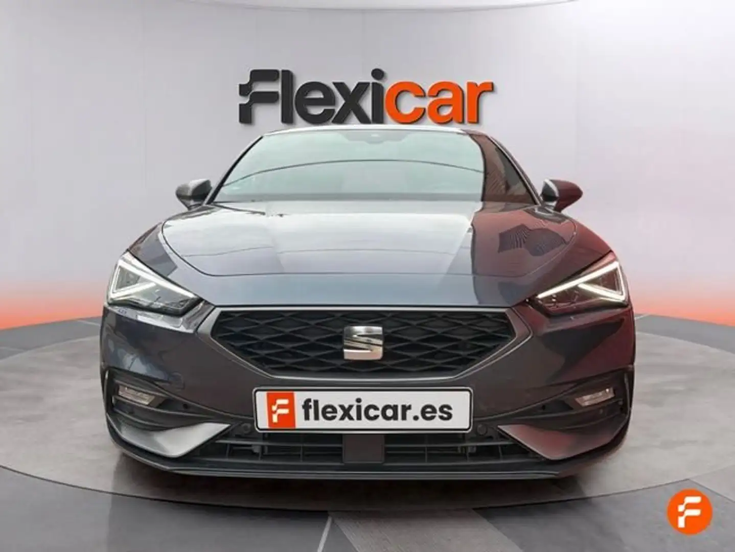 SEAT Leon 1.5 TSI 85kW S&S FR 25 Aniversario Gris - 2