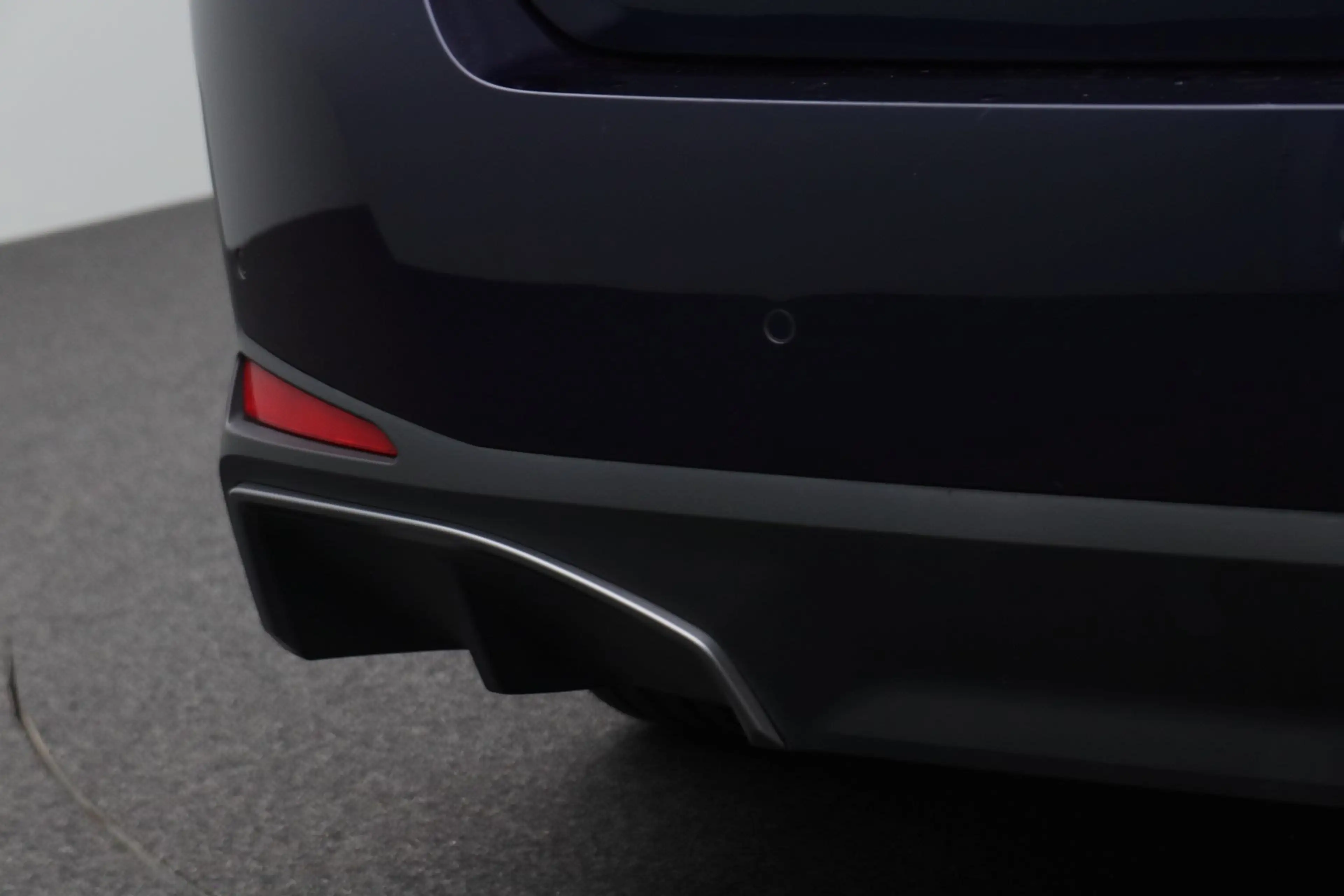 BMW i4 eDrive40 84 kWh | Achteruitrijcamera | BMW Live Co — photo 9