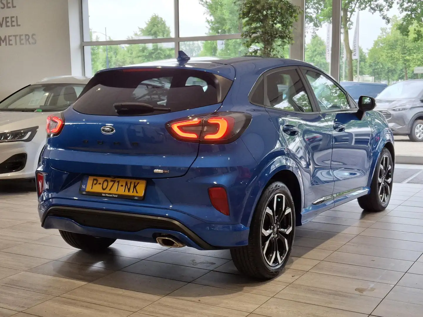 Ford Puma 1.0 EcoBoost Hybrid ST-Line X Blauw - 2