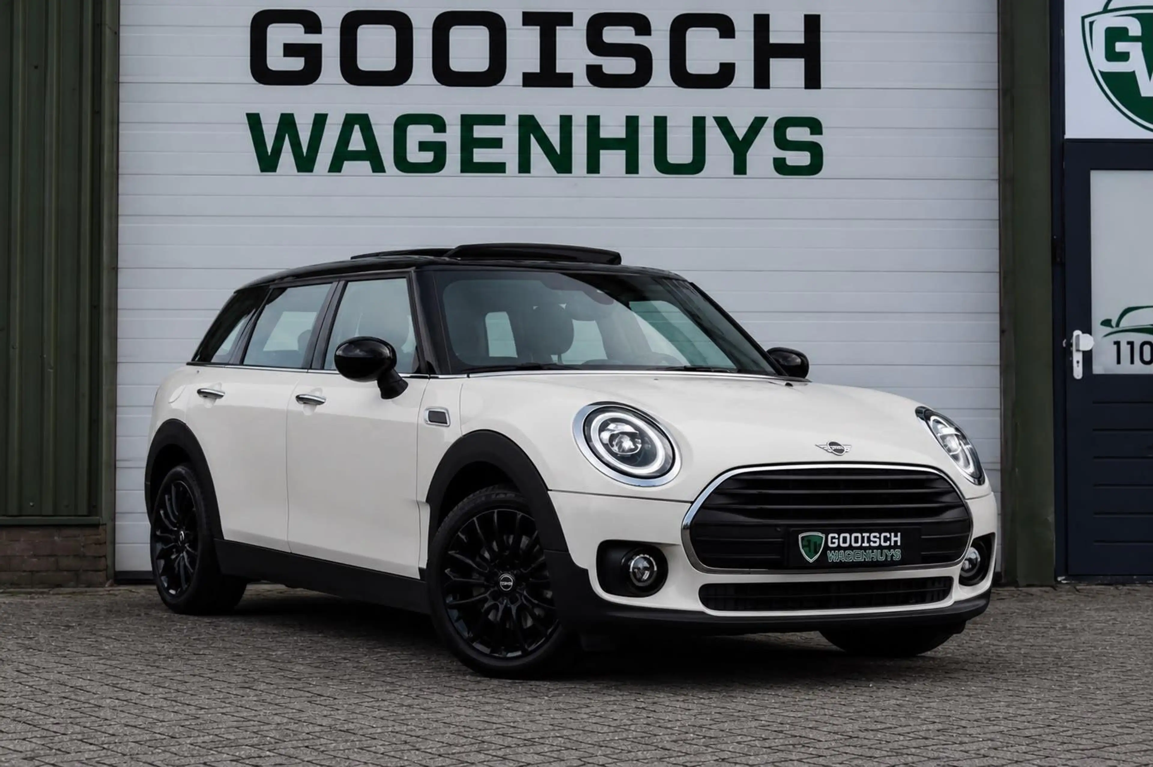 MINI Cooper Clubman 1.5 Business Ed. | Panoramdak | Carplay | LED | — photo 2