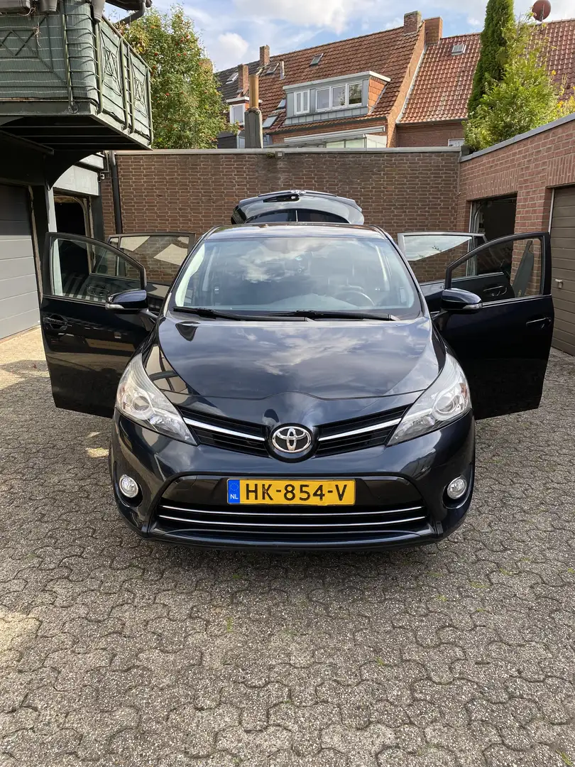 Toyota Verso 1.6 VVT-i Aspiration Zwart - 1