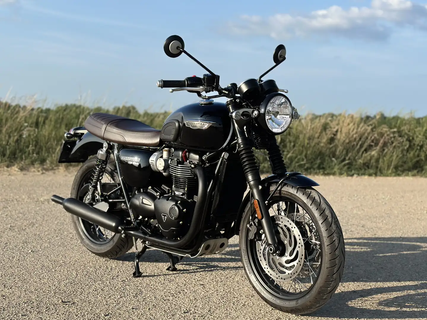 Triumph Bonneville T120 Black met cruise control en handvatverwarming Noir - 2