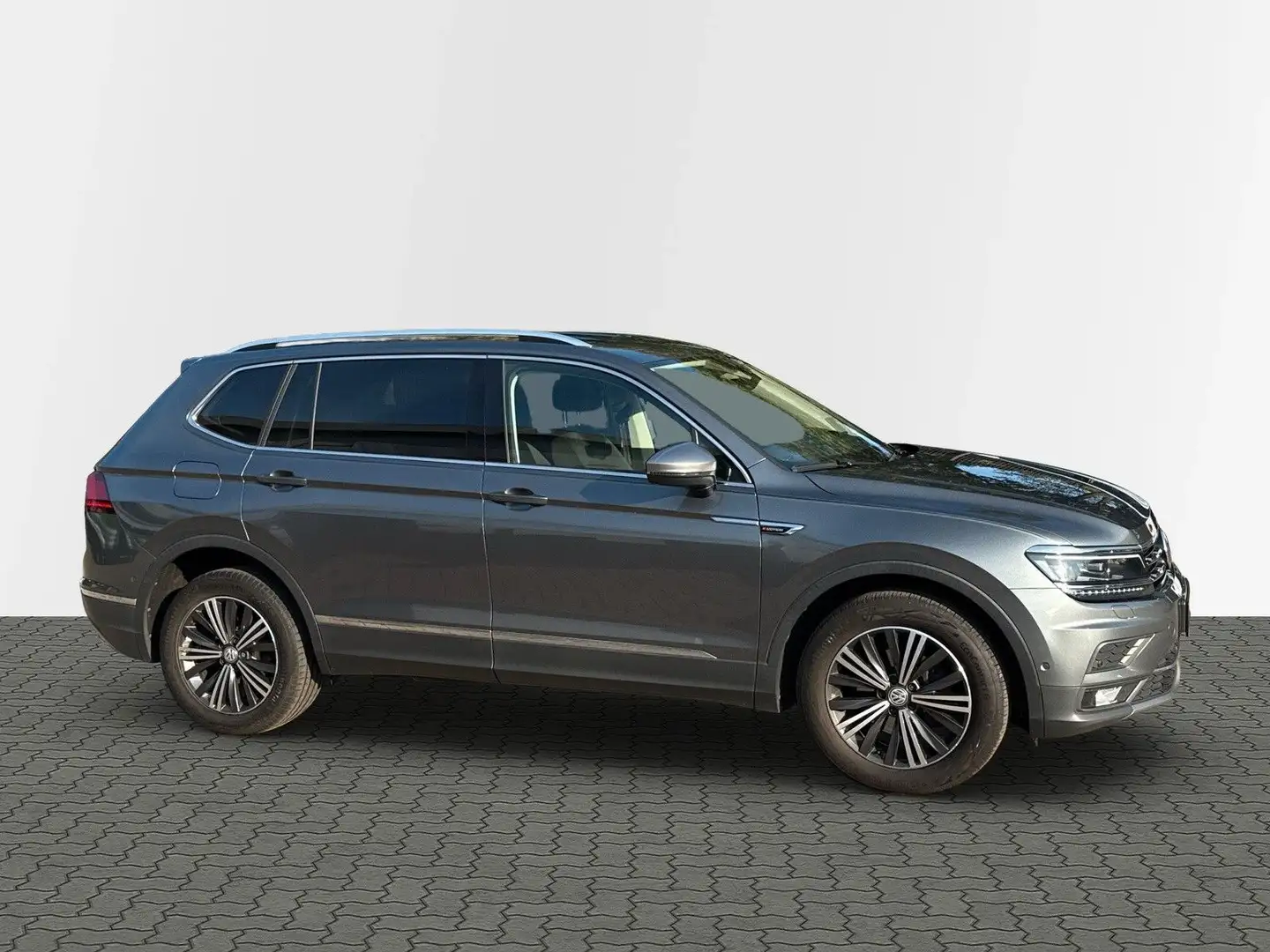 Volkswagen Tiguan Allspace *7.Sitze* Kamera*Head up*AHK*2Han Grau - 2