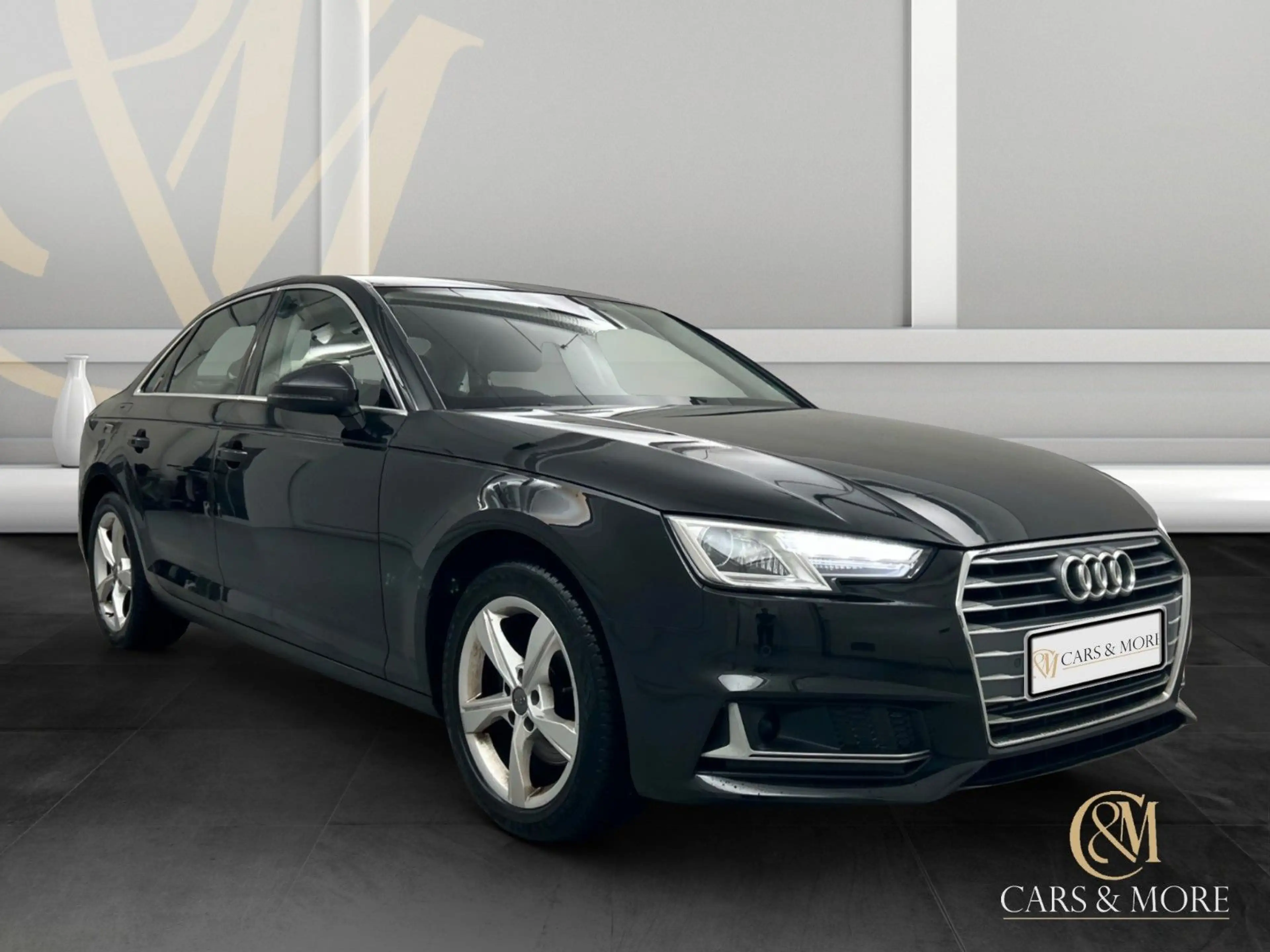 Audi A4 Lim. 40 TFSI sport Nani SportSitze SHZ PDCV&H