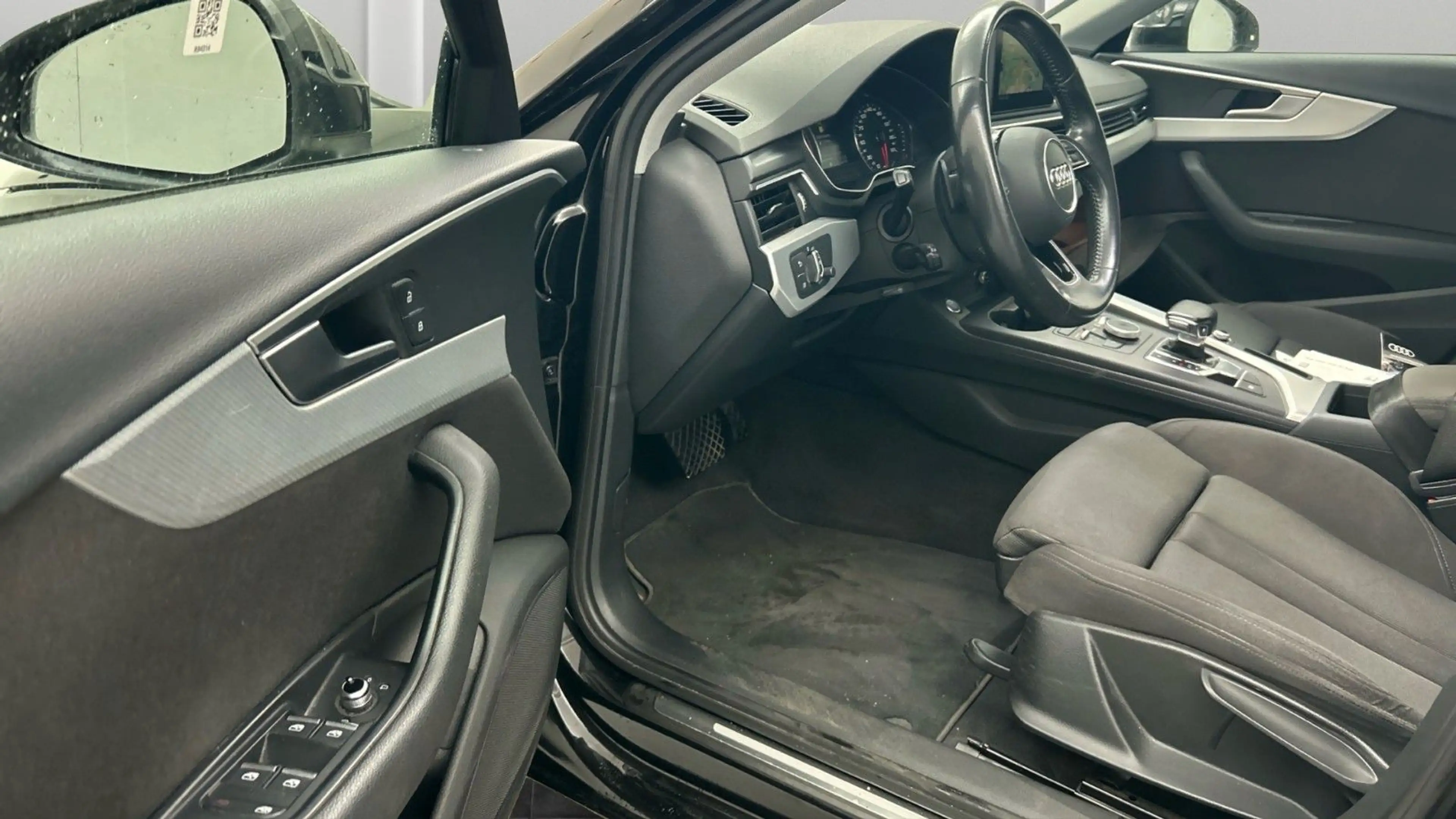 Audi A4 Lim. 40 TFSI sport Nani SportSitze SHZ PDCV&H — photo 12