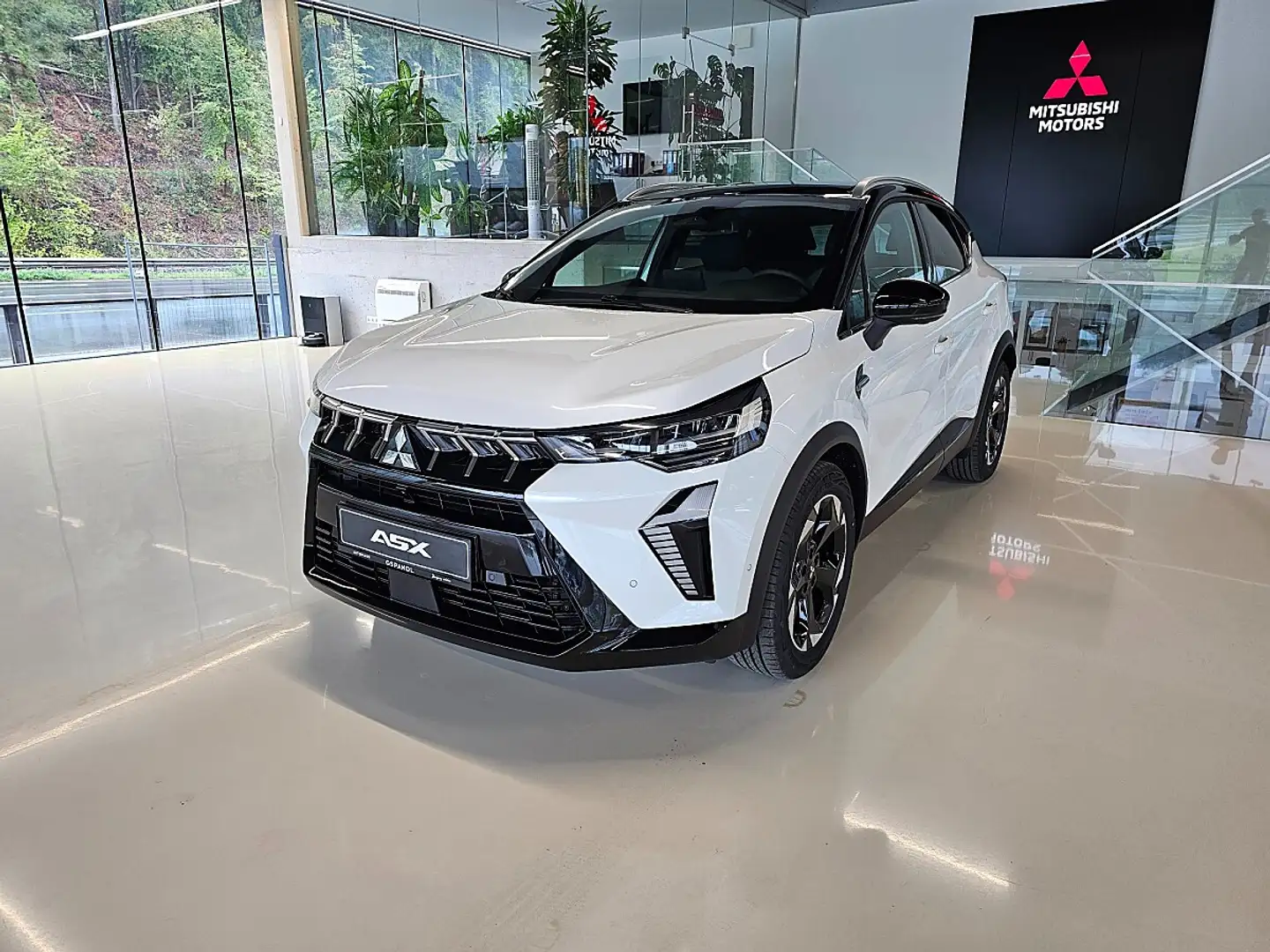 Mitsubishi ASX 1,2 DI-T Intense Weiß - 1