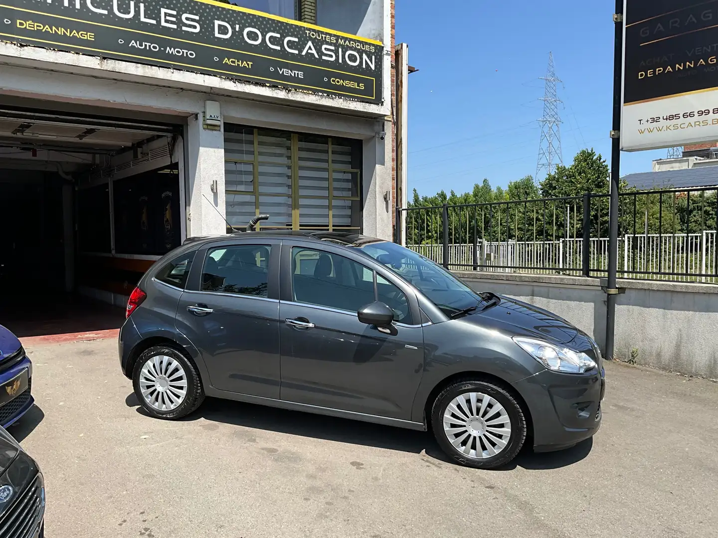 Citroen C3 1.4i VTi Exclusive !!! OFFRE DU MOIS !!! Gris - 1