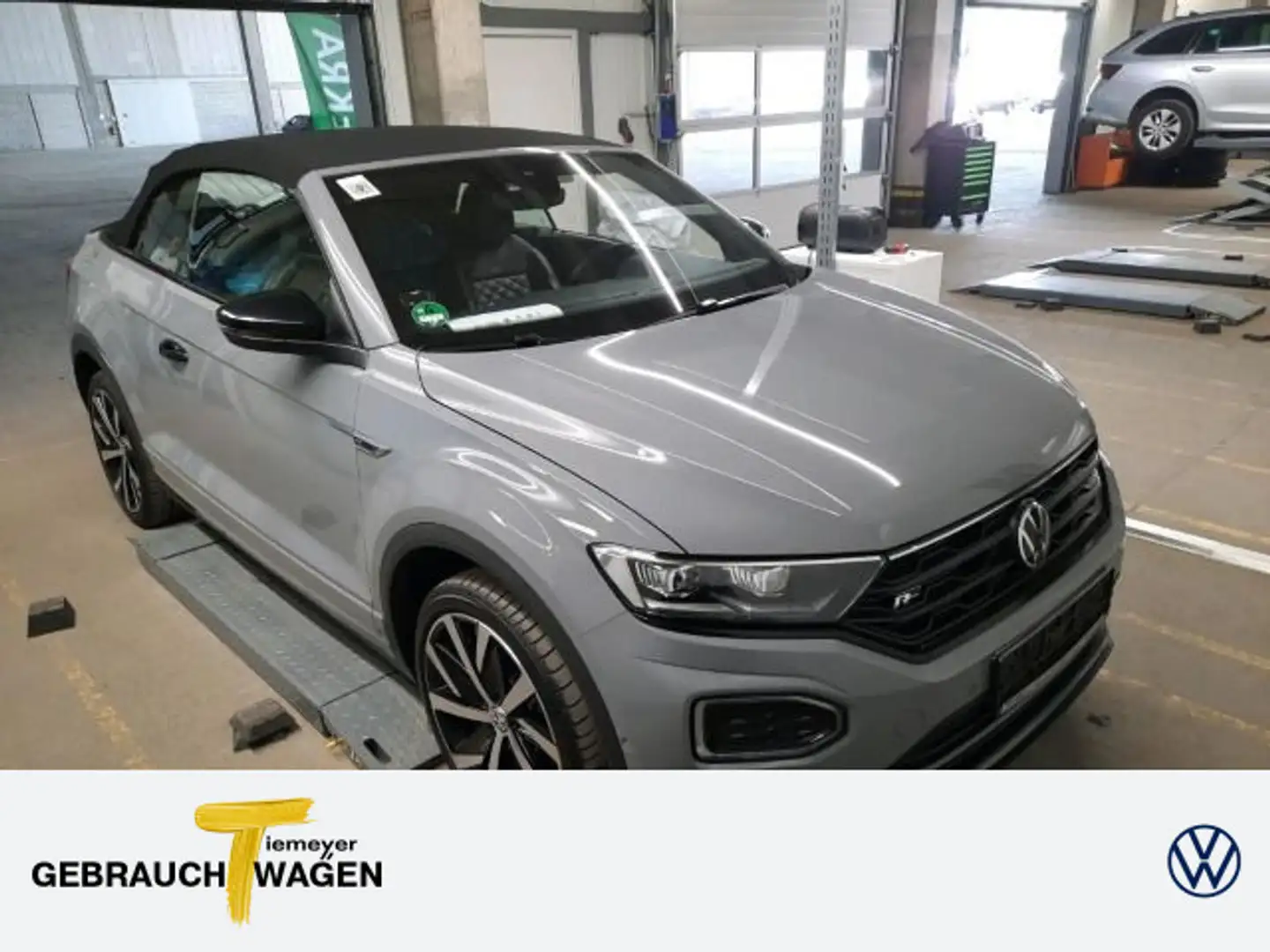 Volkswagen T-Roc 1.5 TSI DSG R-LINE EDITION LEDER Grau - 1