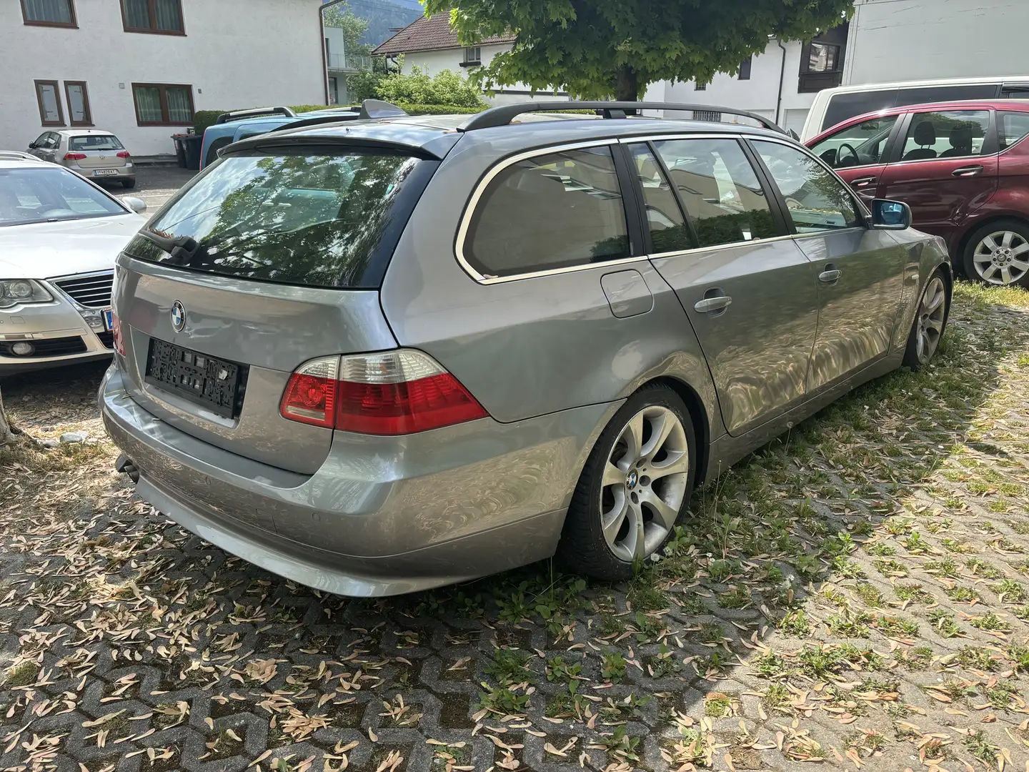 BMW 525 525d Touring Österreich-Paket Aut. servic +pickel - 2