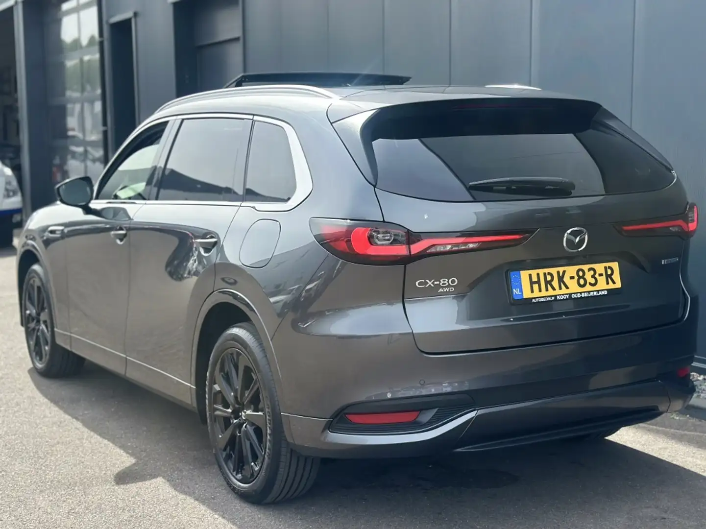 Mazda CX-80 2.5 PHEV Homura Plus / Captain Seat Pack Szary - 2