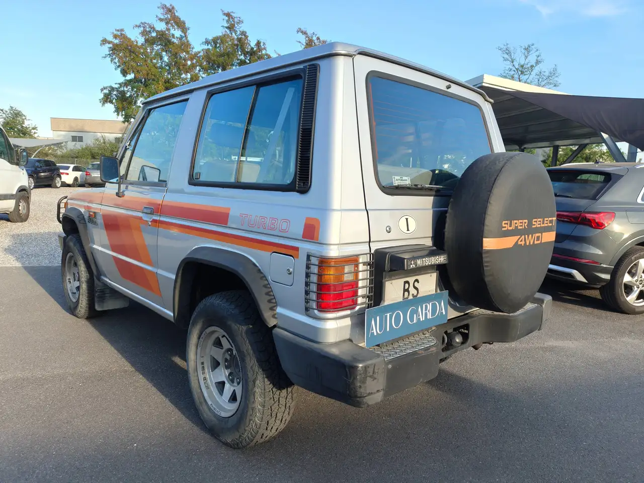 Mitsubishi Pajero Metal Top 2.4 td COMPLETAMENTE RESTAURATO, foto 7