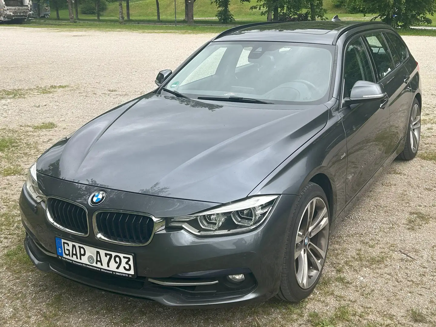 BMW 325 325d Touring Sport Line Grey - 1