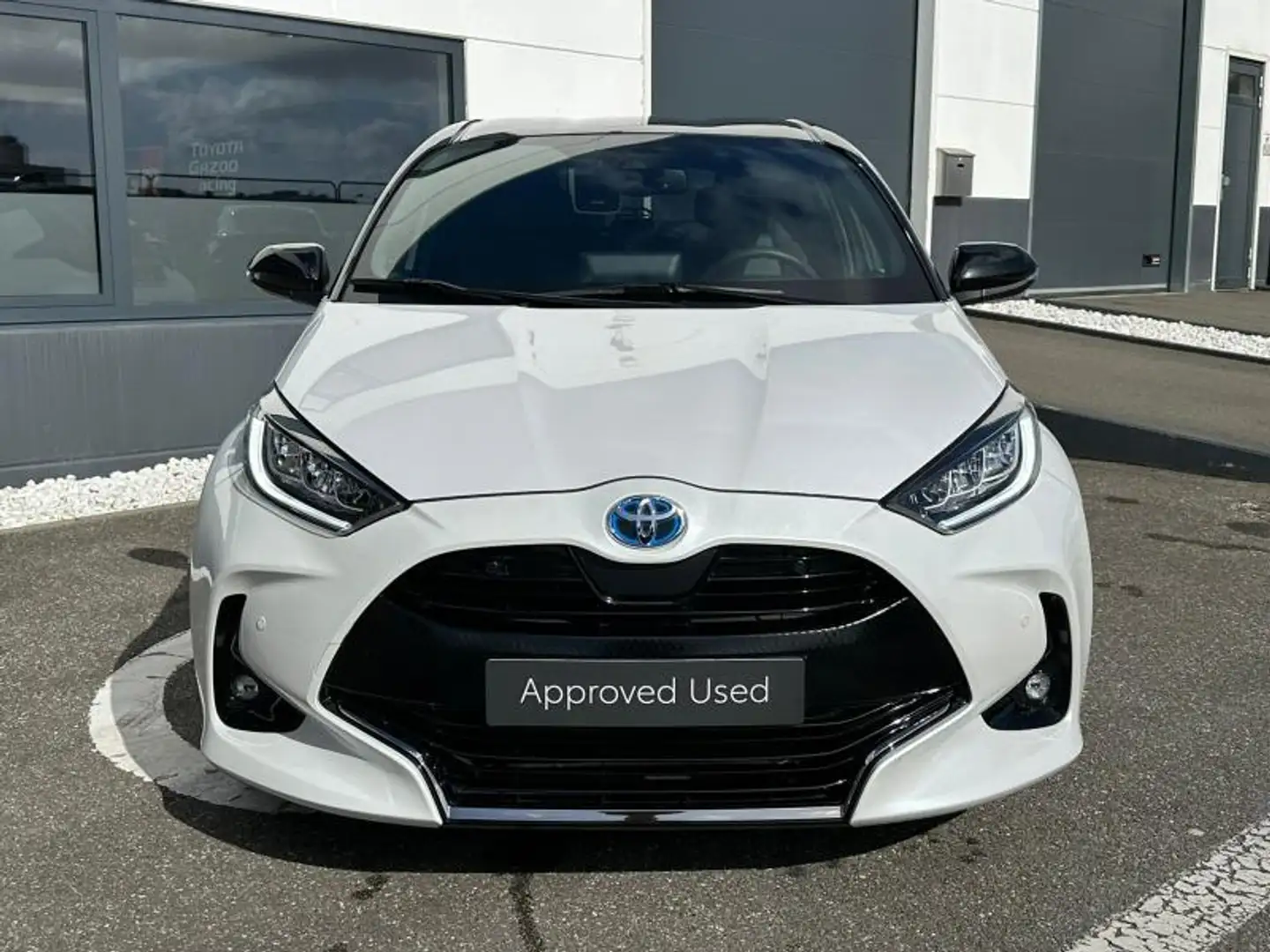 Toyota Yaris Style Bianco - 2