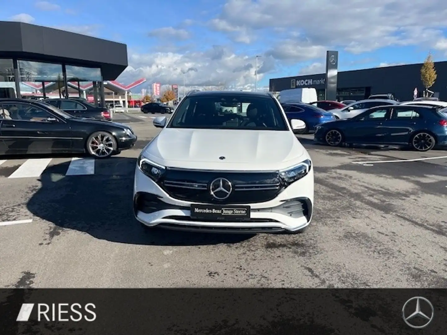 Mercedes-Benz EQA 250 PANO-AMG-360-LED-DISTRONIC-KEYLESS Weiß - 2