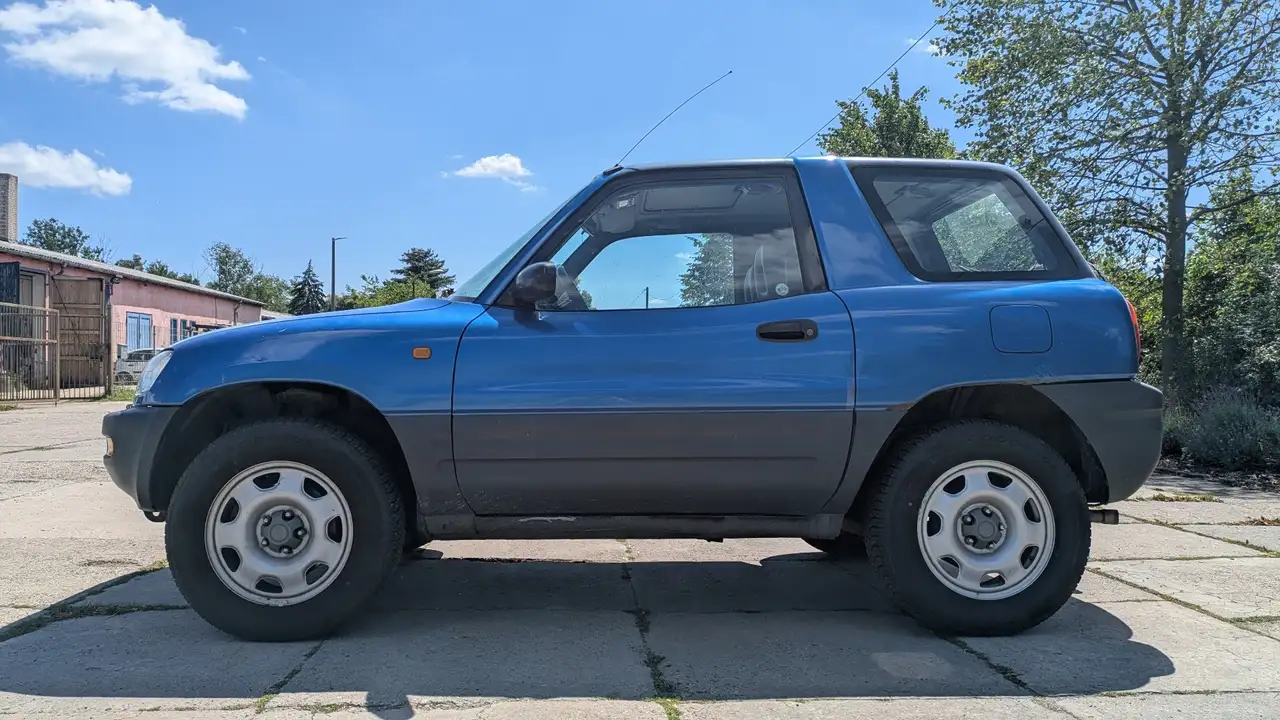 Toyota RAV4 Basis, foto 2