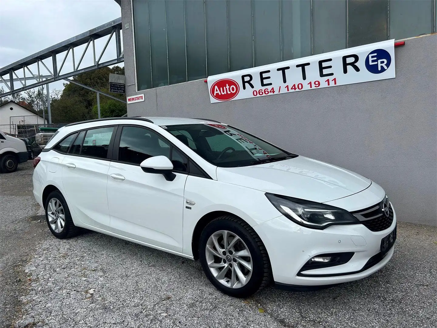 Opel Astra ST 1,6 CDTI Ecotec Blanc - 1
