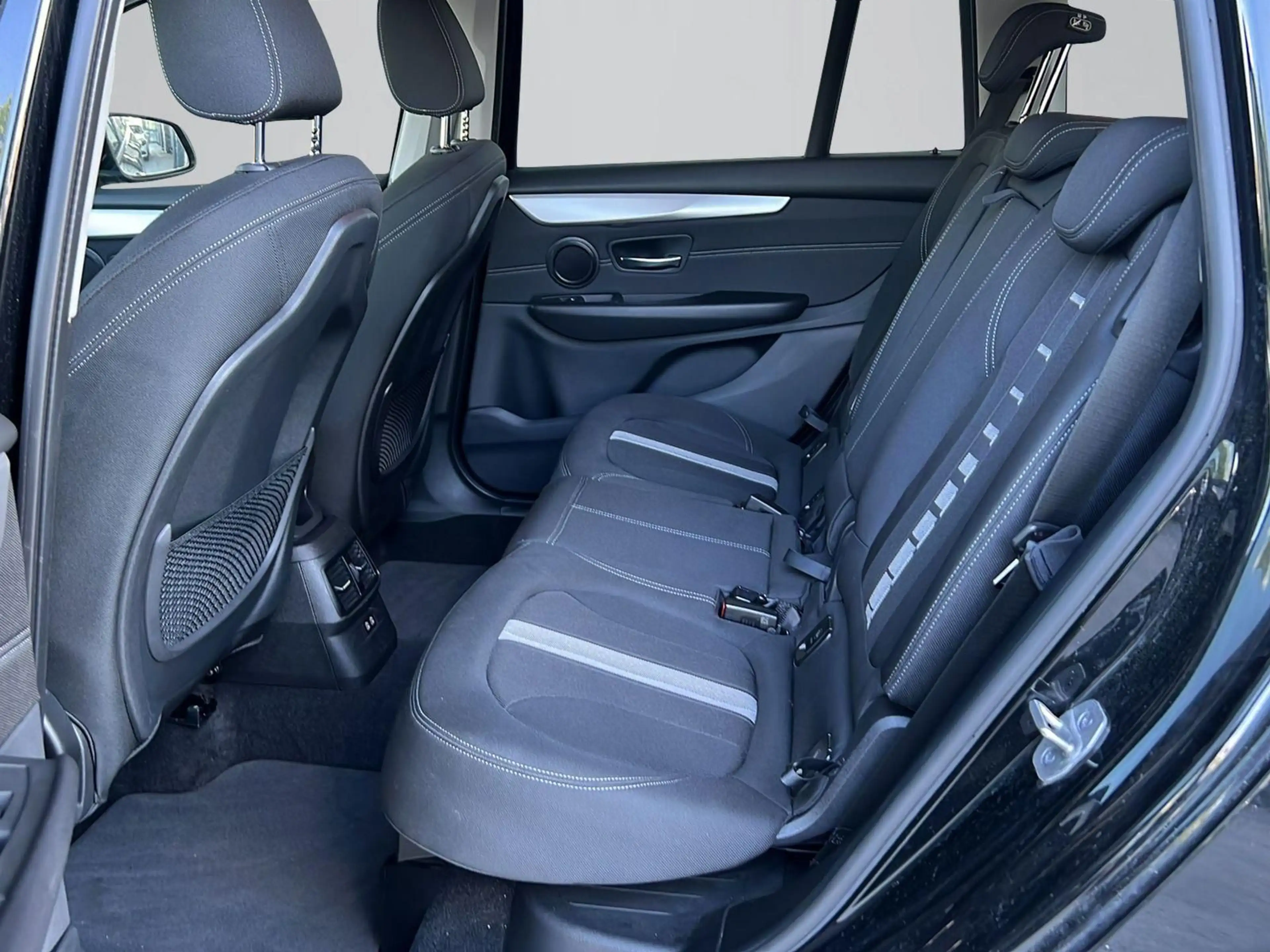 BMW 216 216 d Advantage 1.5 12V Turbodiesel Metallic — photo 7