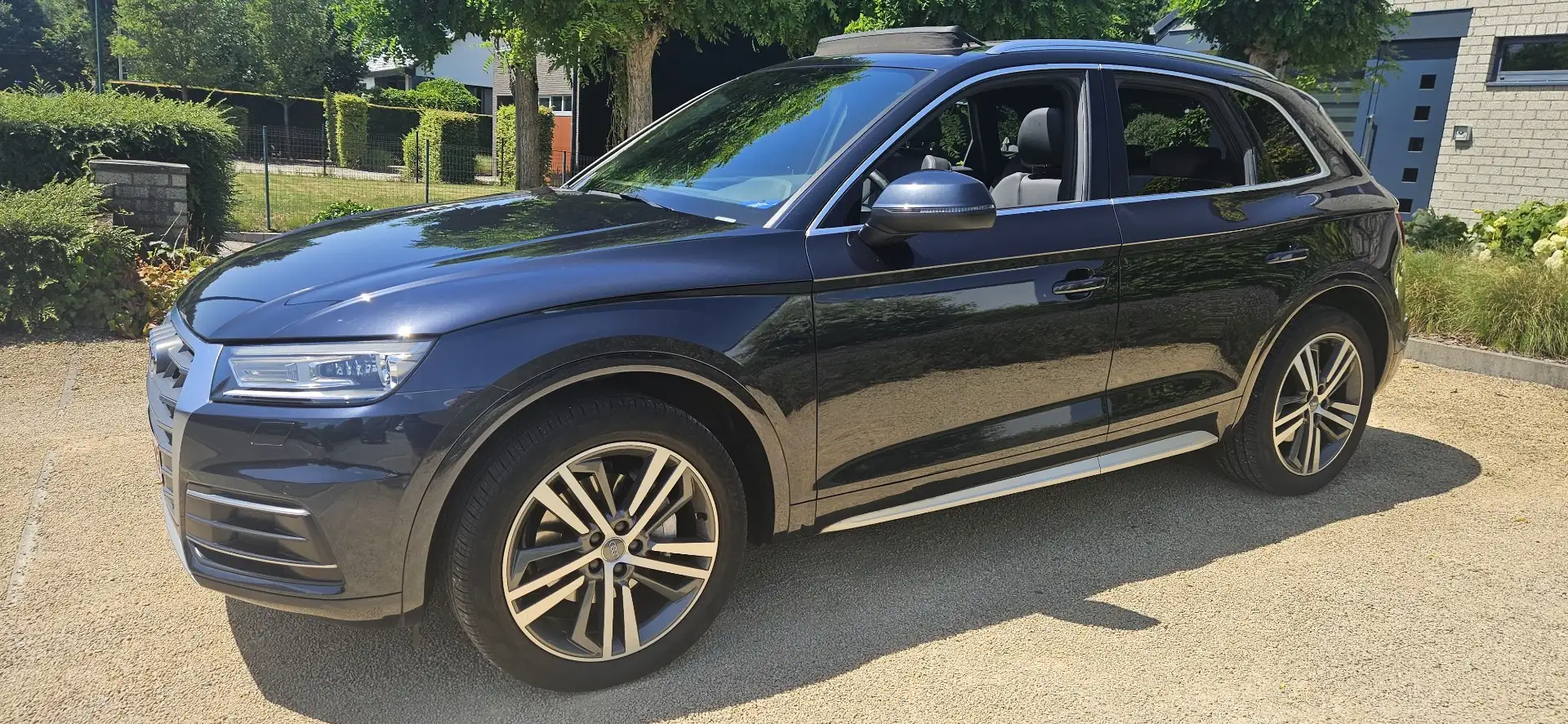 Audi Q5 2.0 TDi Quattro Design S tronic - 2