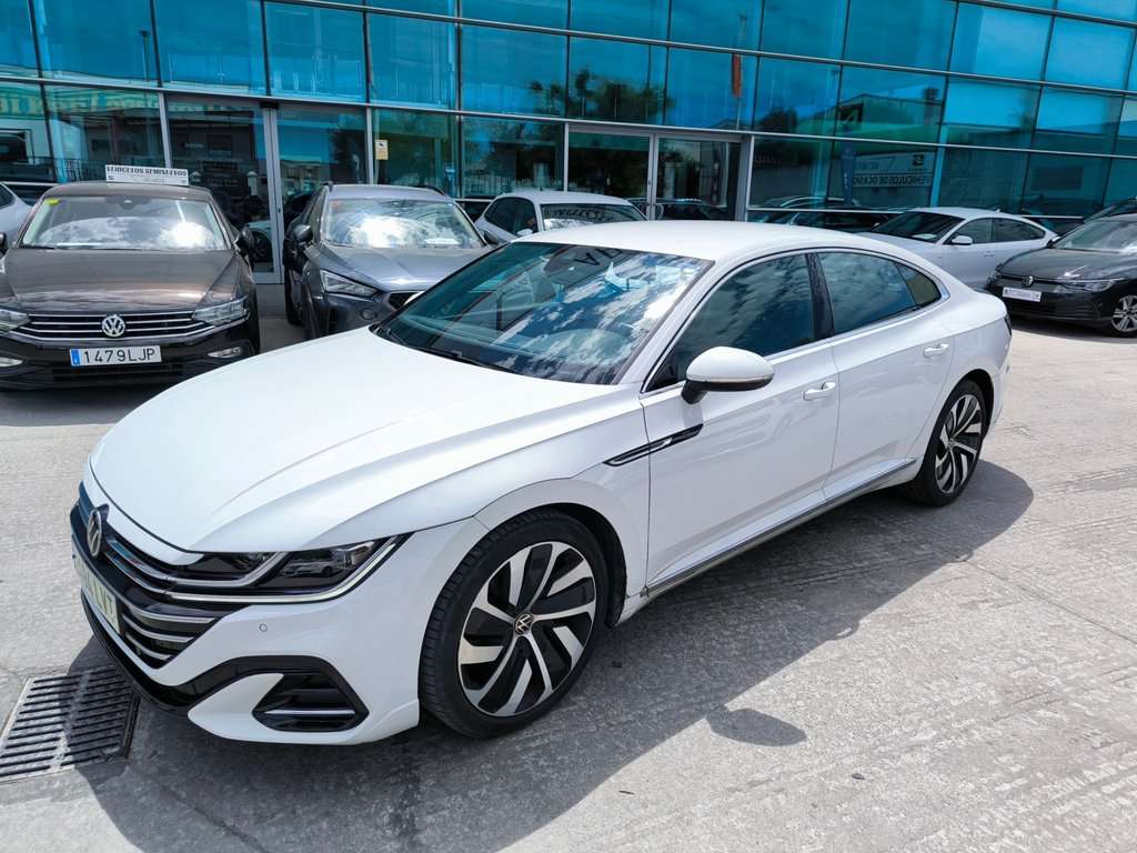 Volkswagen Arteon 2.0TDI R-Line DSG7 110kW - foto 1