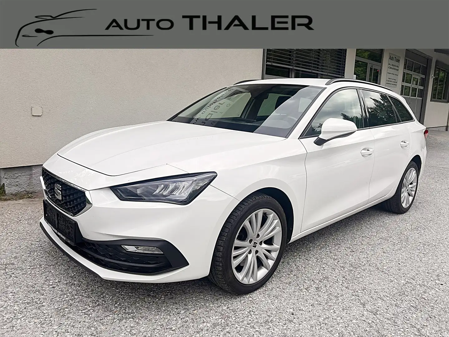 SEAT Leon Style 4Drive 2,0 TDI DSG Weiß - 1