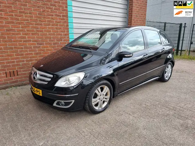 Mercedes-Benz B Class main image