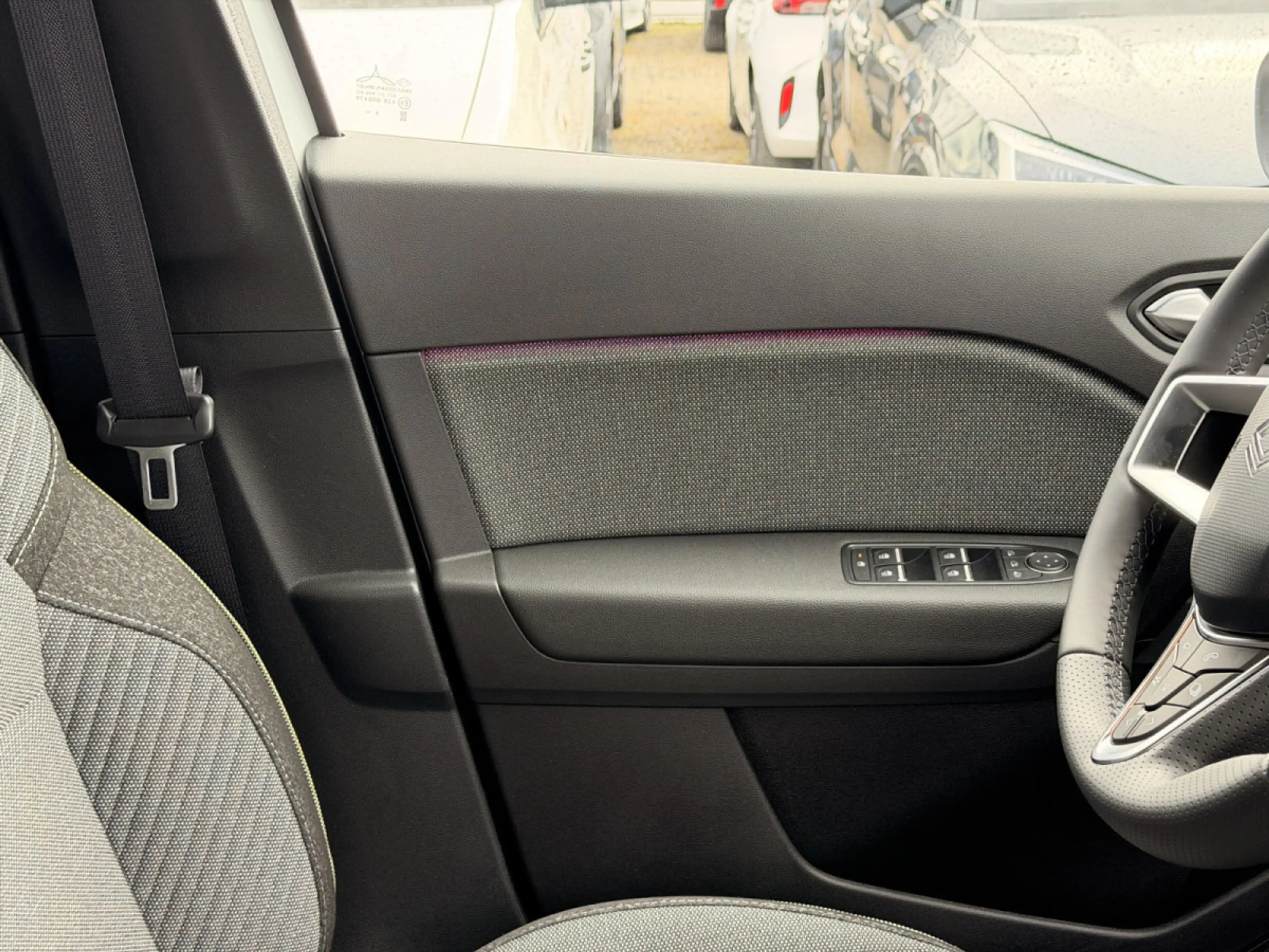Renault Captur 1.3 Tce 140 Mild Hybrid Techno EDC — photo 13