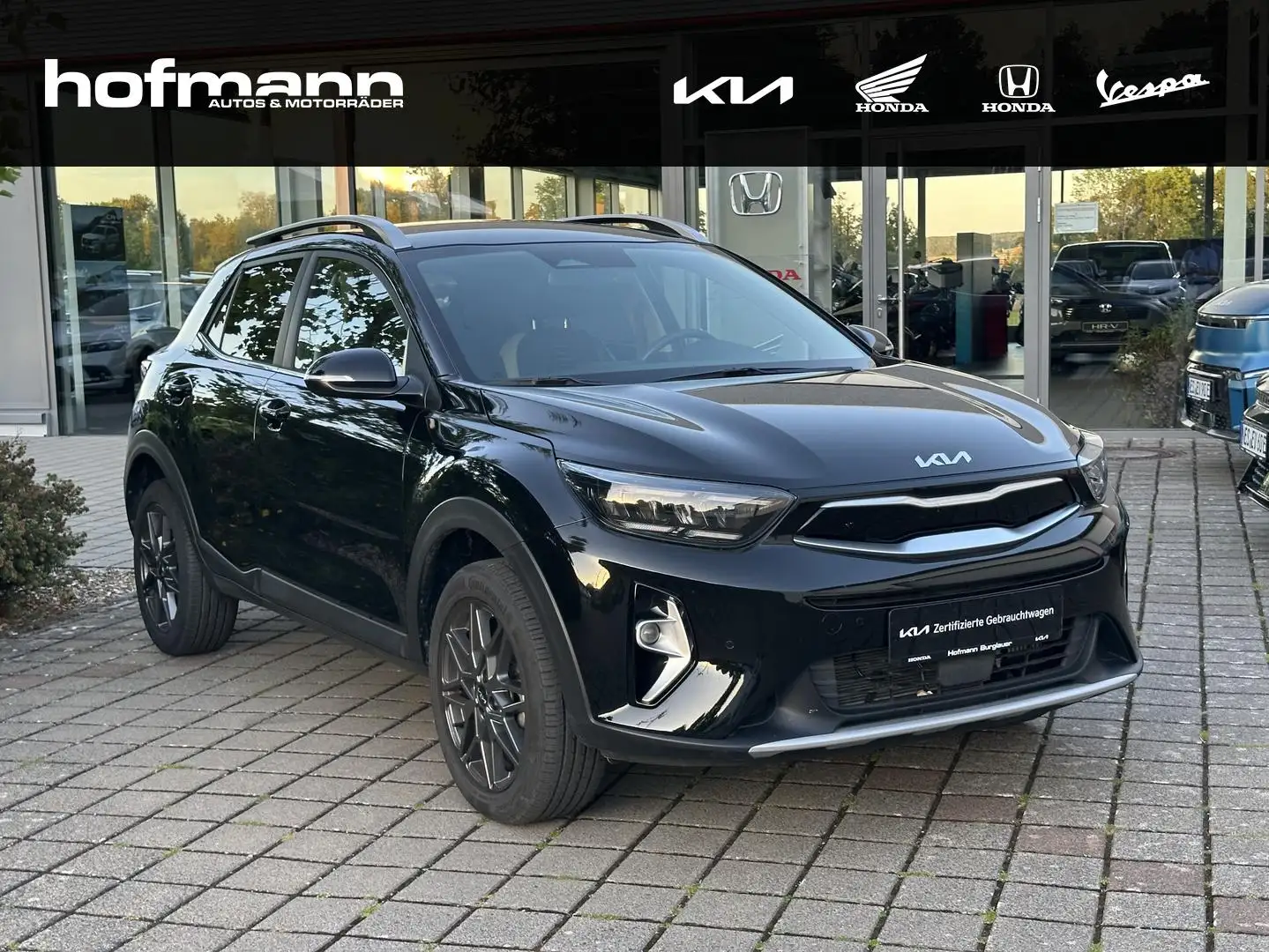 Kia Stonic Nightline Edition Schwarz - 1