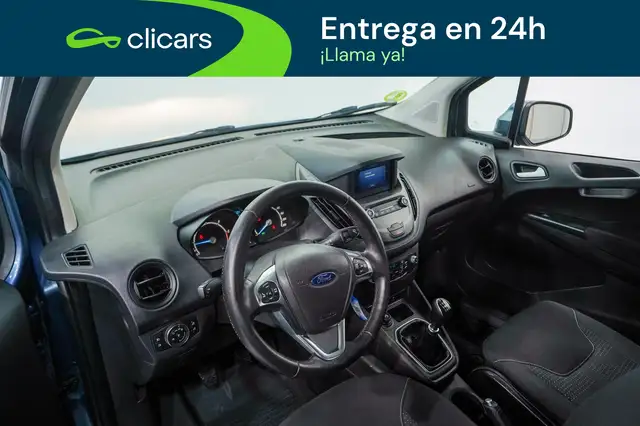 Ford Transit Courier view 13