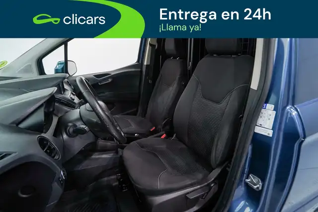 Ford Transit Courier view 14