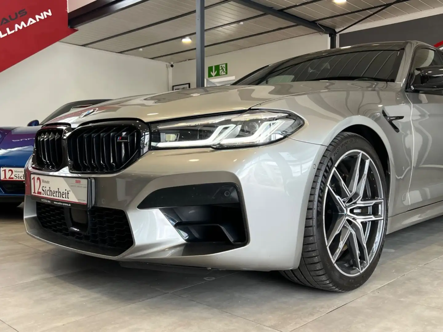 BMW M5 Lim. Competition +CARBONDACH+BOWERS&WILKINS Šedá - 2