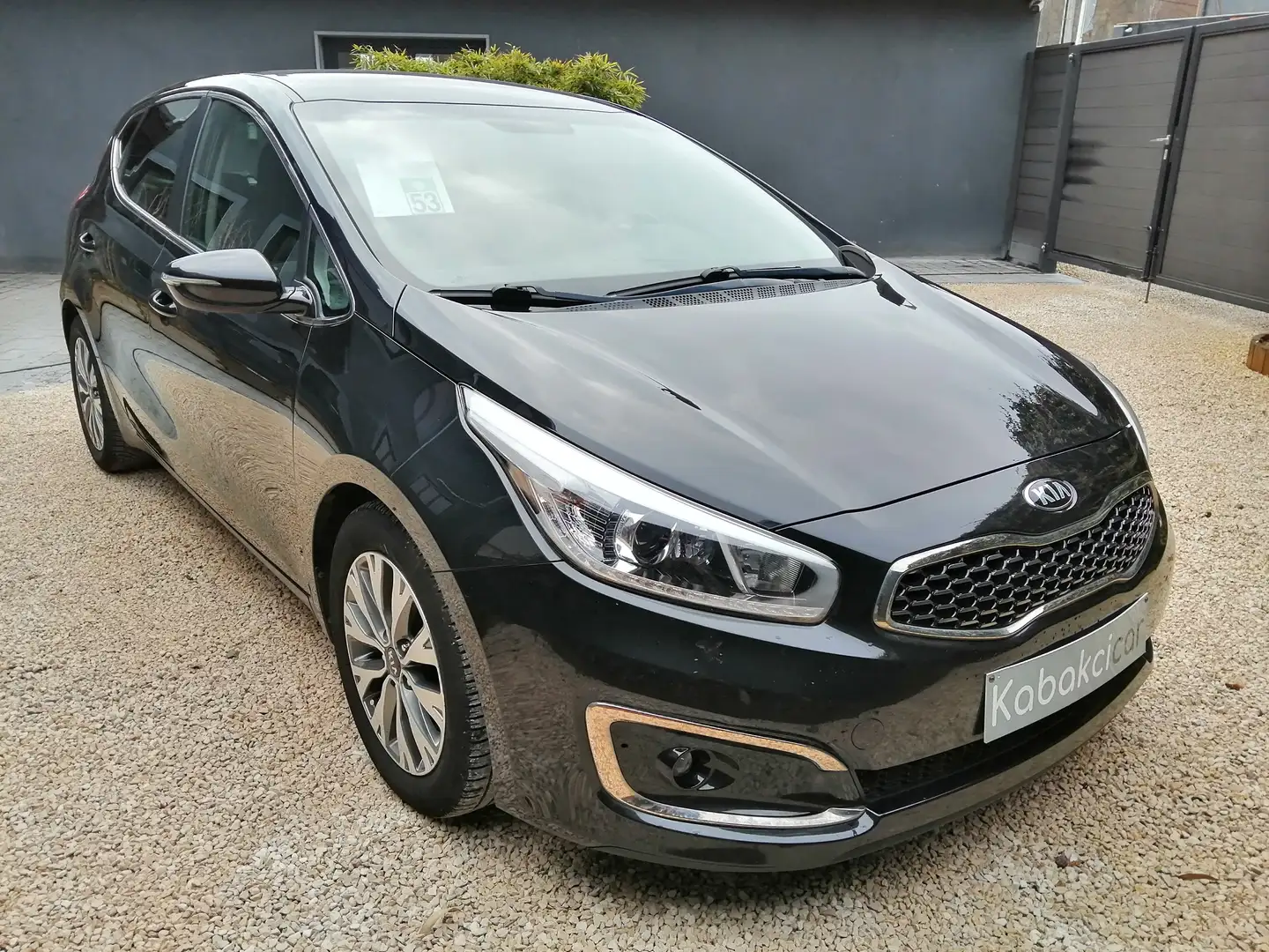 Kia Ceed / cee'd 1.6 CRDi Mind ISG - NAVI - CAMERA - USB - EURO 6B Noir - 1