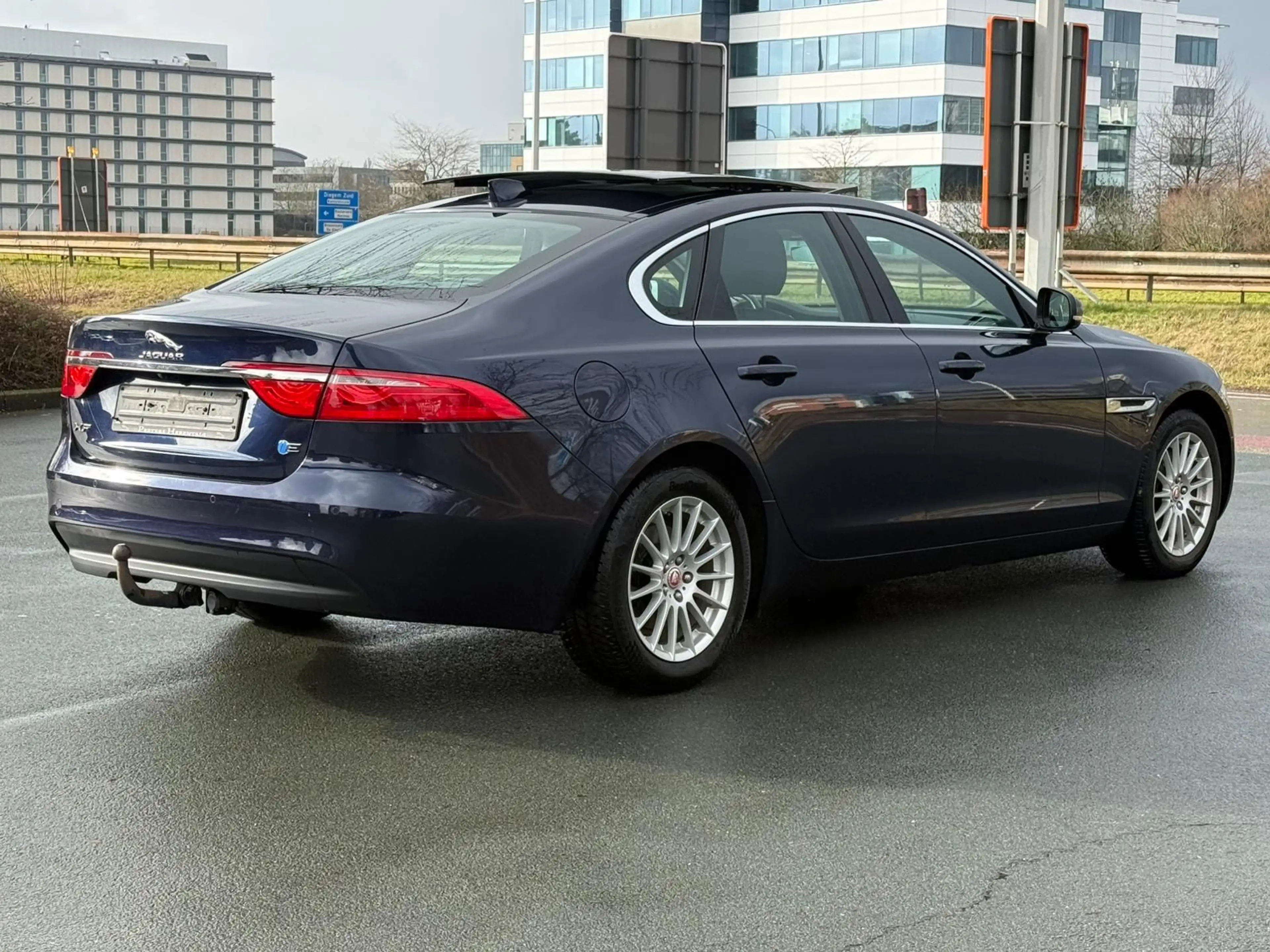 Jaguar XF XF 2.0 D E-Performance Portfolio (EU6.2) — photo 4