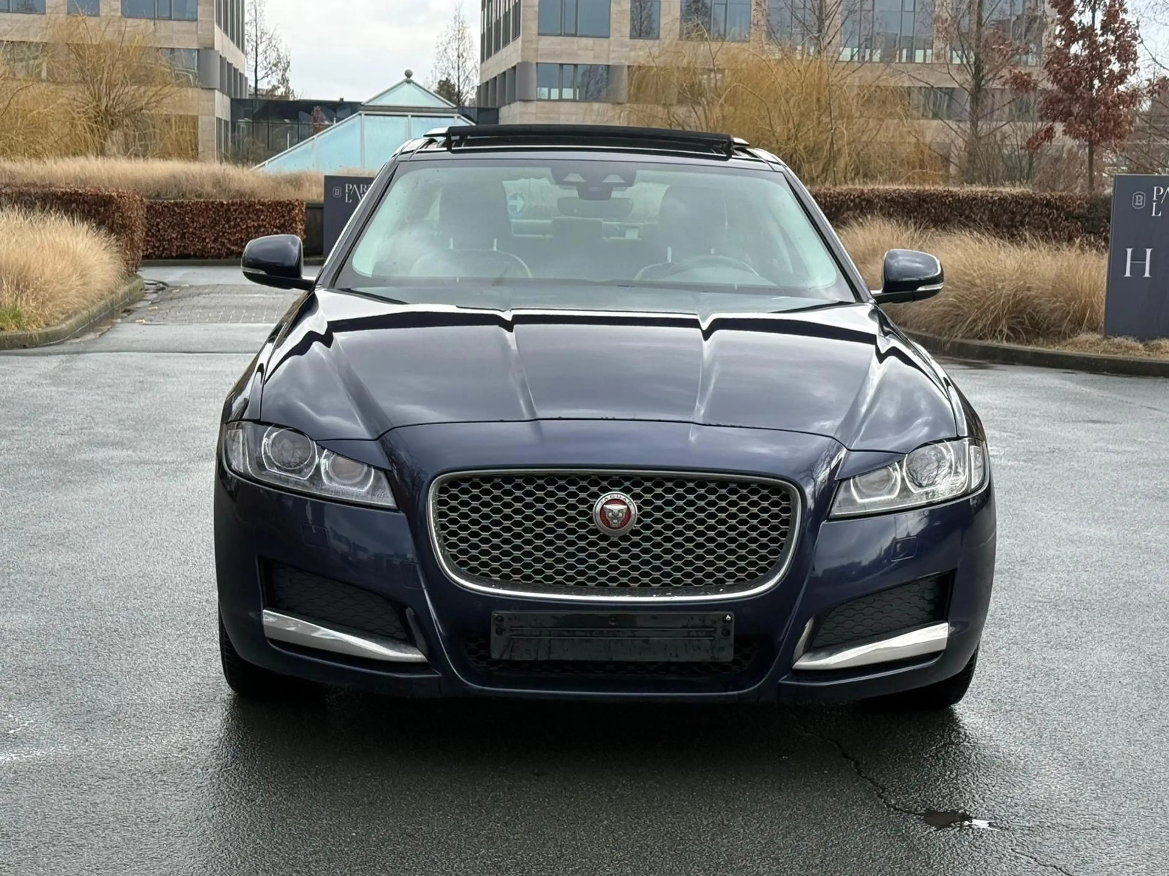 Jaguar XF XF 2.0 D E-Performance Portfolio (EU6.2) — photo 2