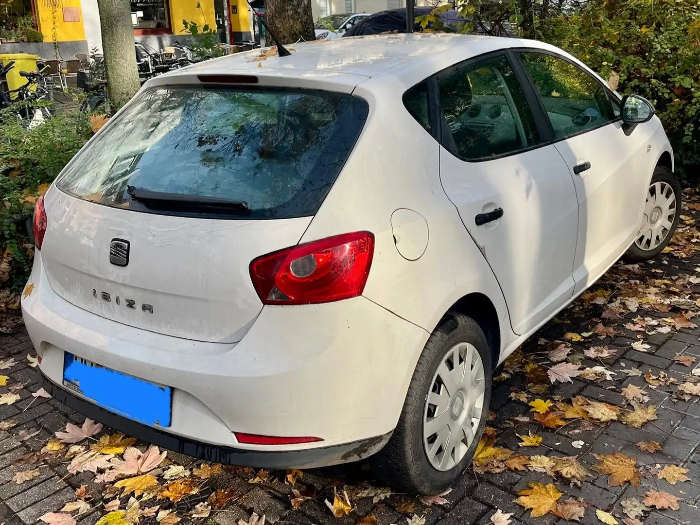 SEAT Ibiza Ibiza Diesel 5-Türer 1.4 TDI PD Reference Weiß - 1