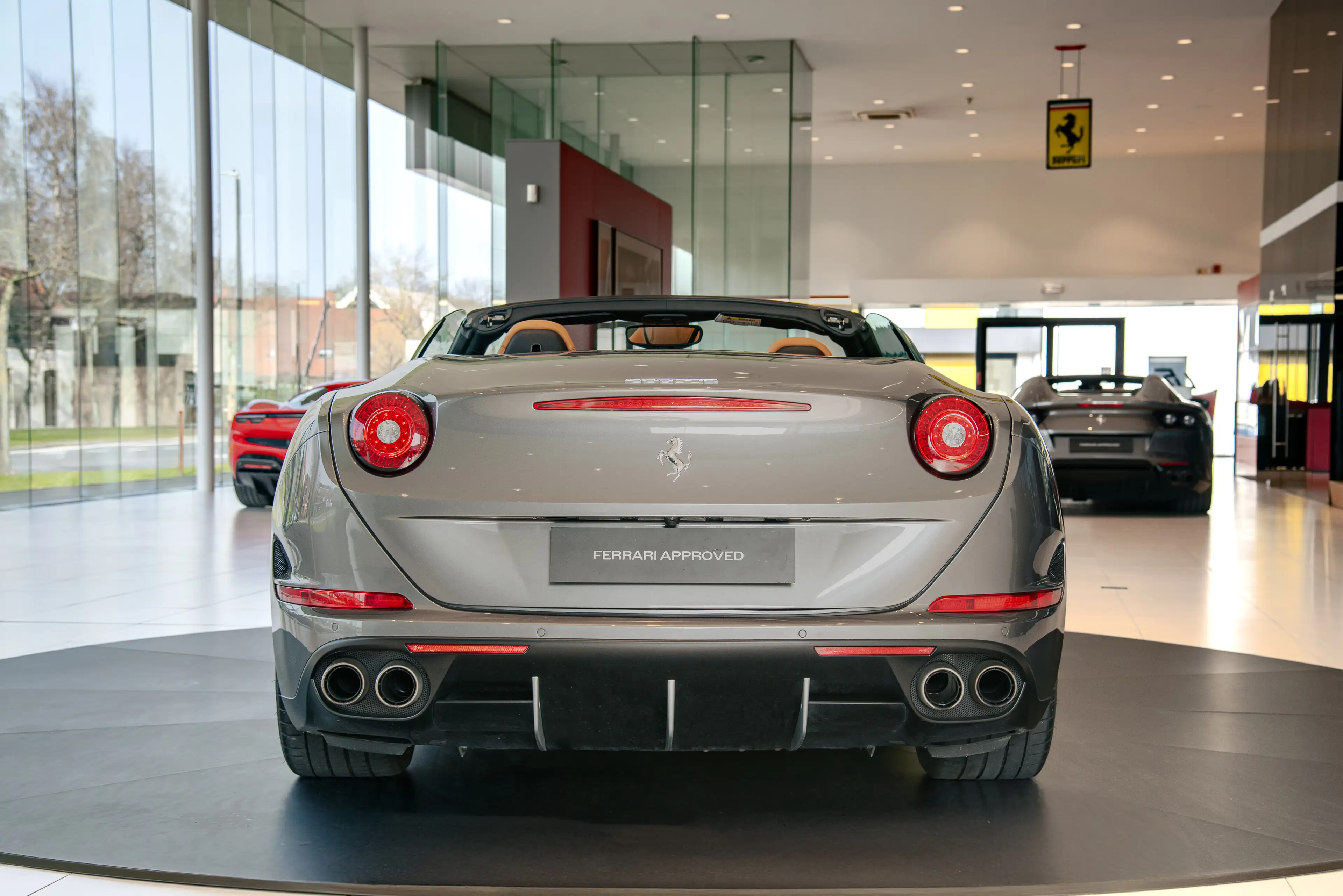 Ferrari California California T | Grigio Ferro Met | Ferrari Approved — photo 5