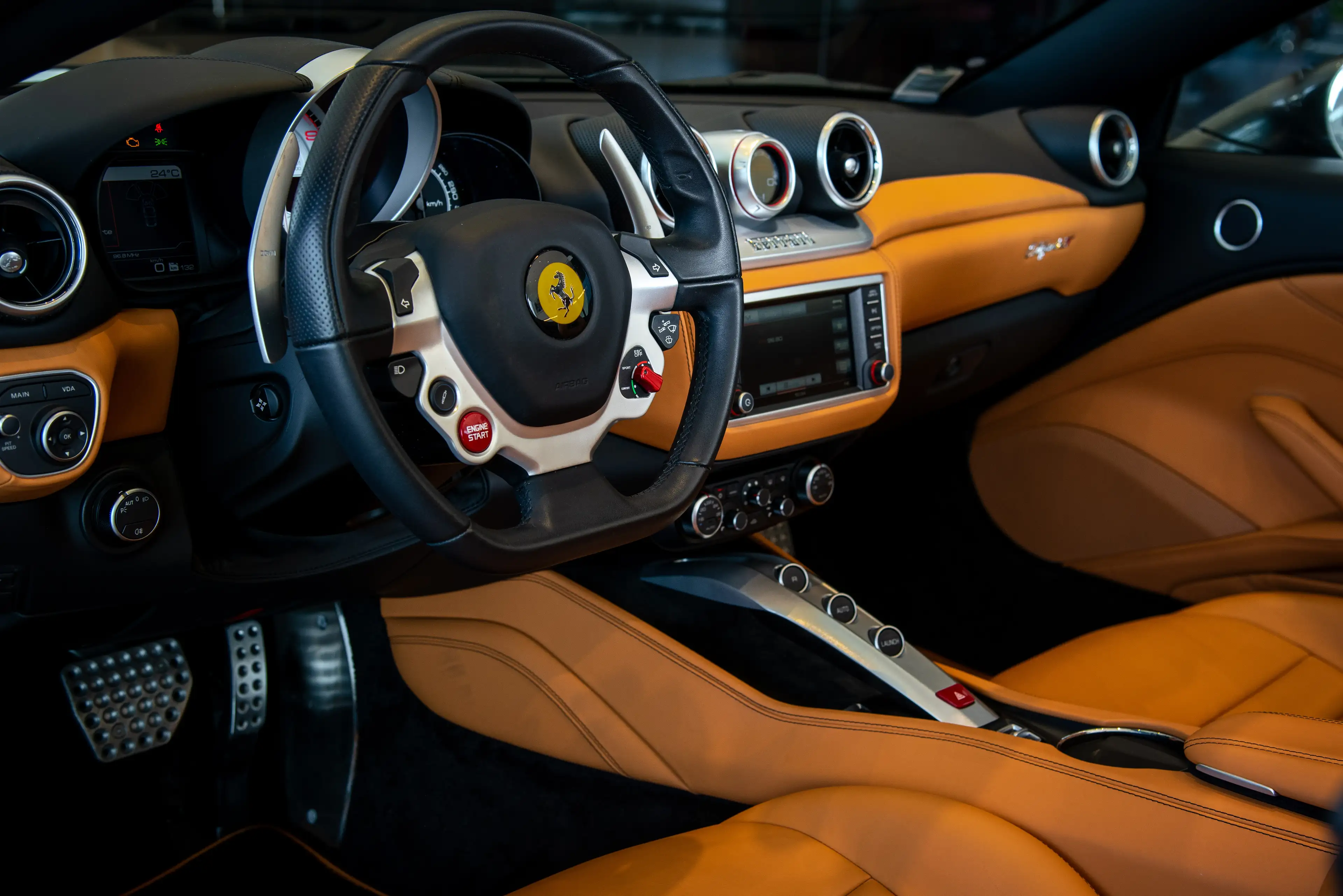 Ferrari California California T | Grigio Ferro Met | Ferrari Approved — photo 14