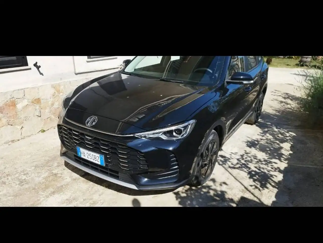 MG ZS