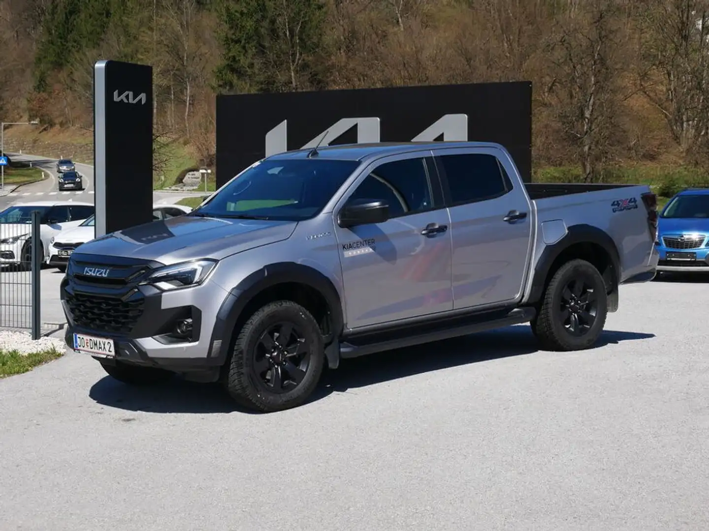 Isuzu D-Max D-MAX Double Cab 4x4 V-Cross Aut. 2025 Argent - 1