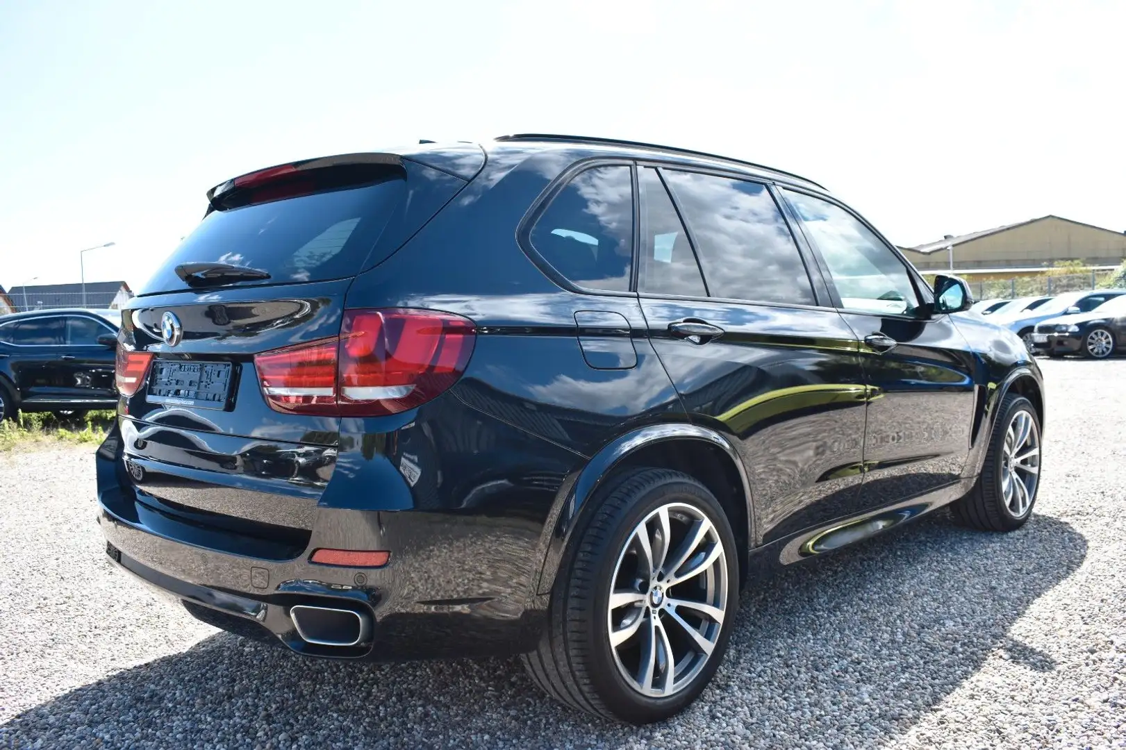BMW X5 40d xDrive M Sport Keyless Pano Kamera LedHUD Schwarz - 2