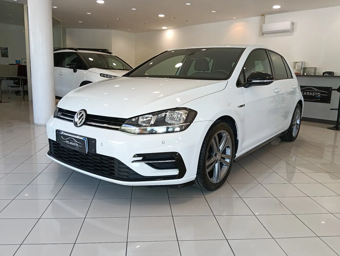 Volkswagen Golf 5p 1.0 tsi Sport 115cv Bianco - 1