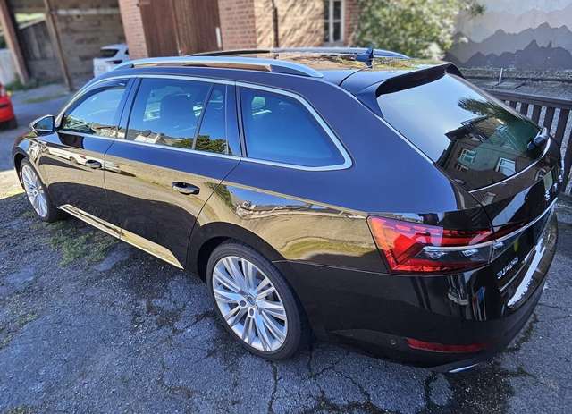 Skoda Superb Superb Combi 1.4 TSI iV DSG L