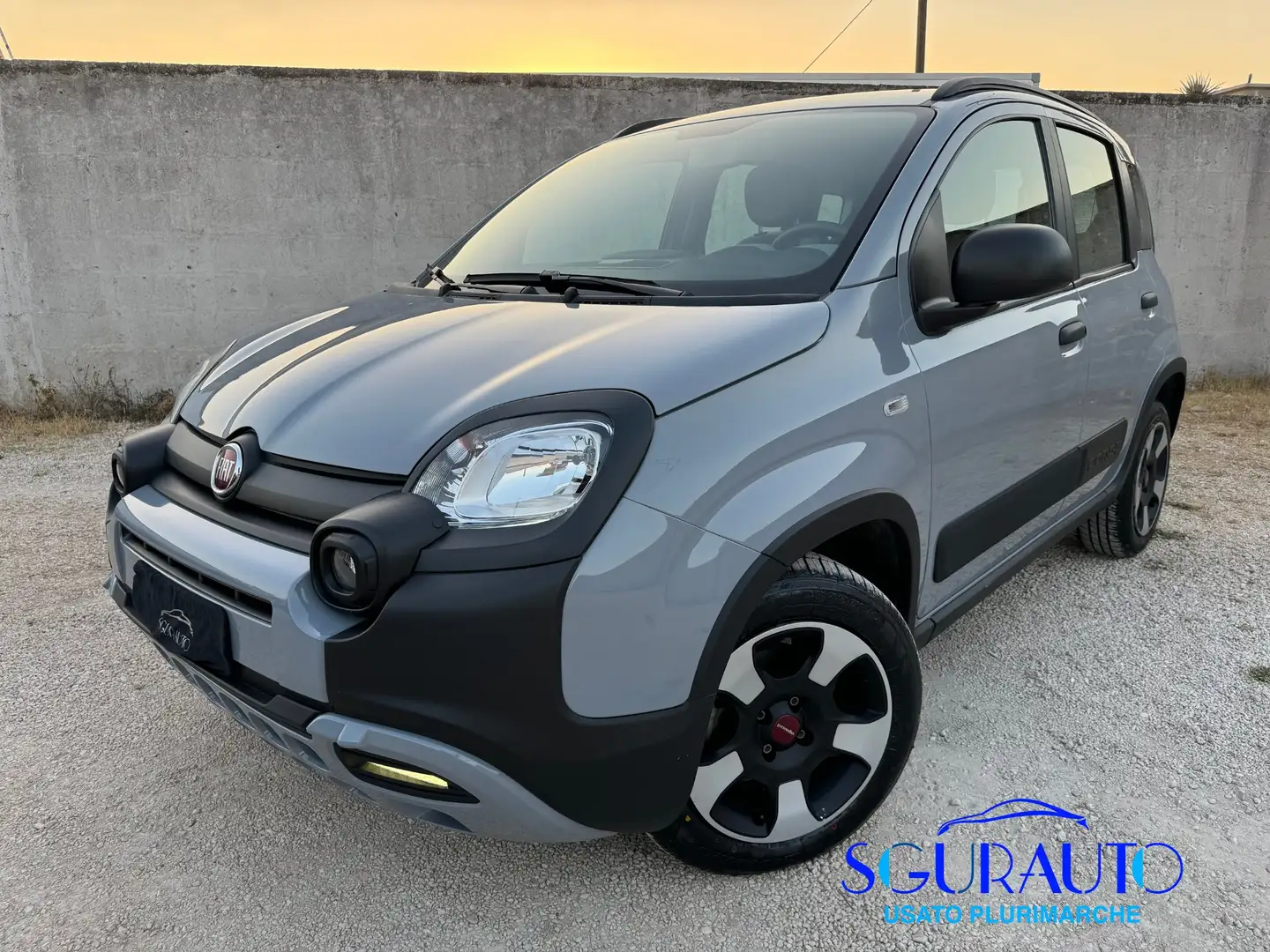 Fiat Panda 1.0 FIREFLY HYBRID 70CV CROSS 2022 Grigio - 1