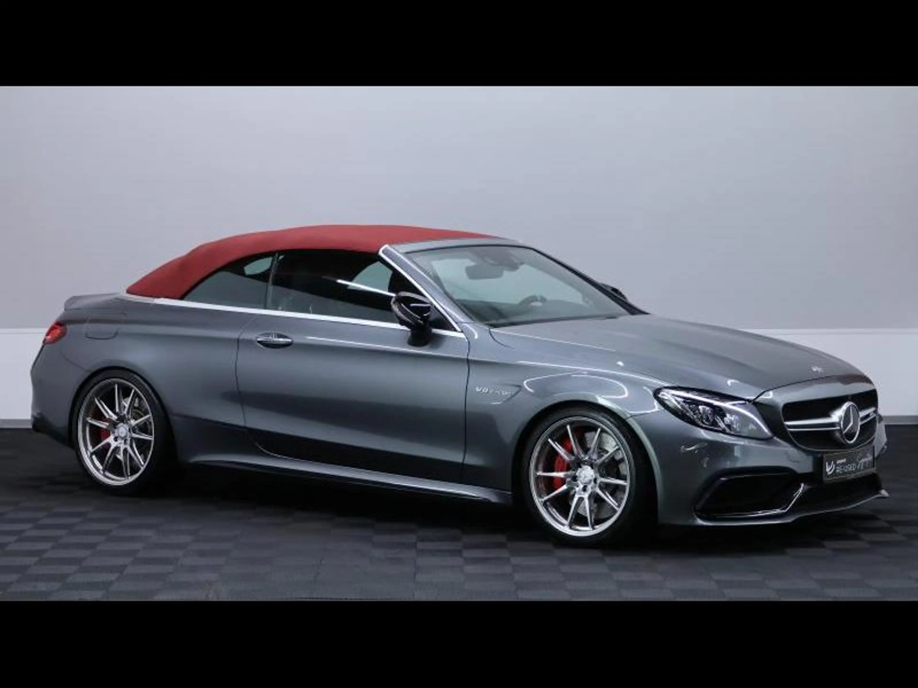 Mercedes-Benz C 63 AMG S AMG Convertible 7g-DCT — photo 9